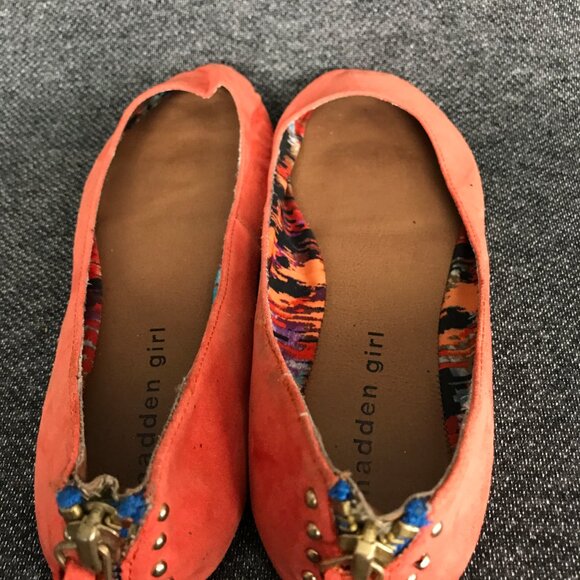 Madden Girl Harmonee Coral Canvas Slip On Ballet Flats Zip Back Gold Studs Sz 6 - Picture 7 of 8